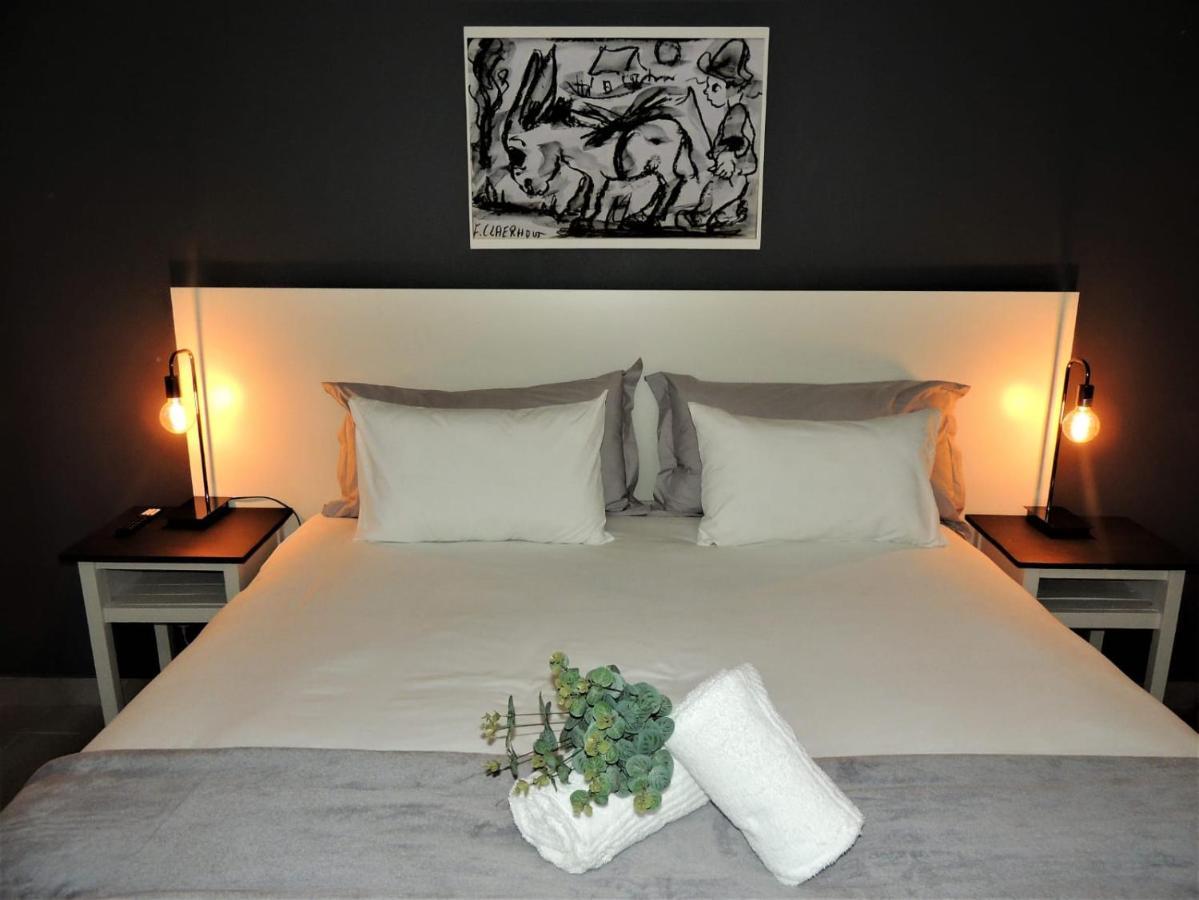 The Lantern Guesthouse Блоемфонтейн Екстериор снимка