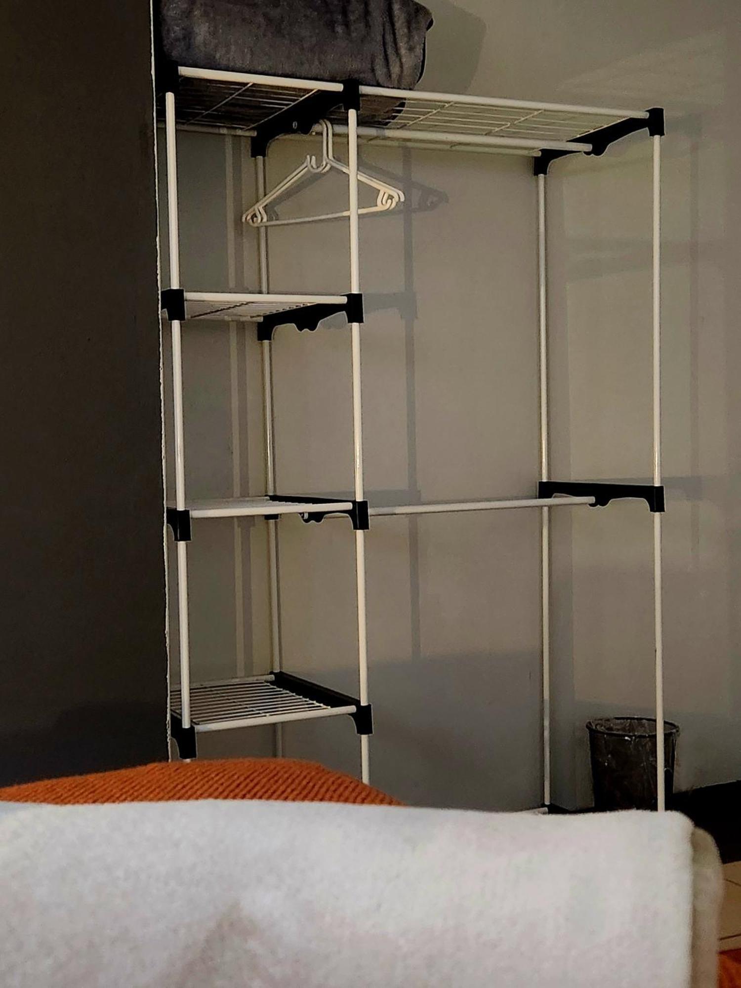 The Lantern Guesthouse Блоемфонтейн Екстериор снимка