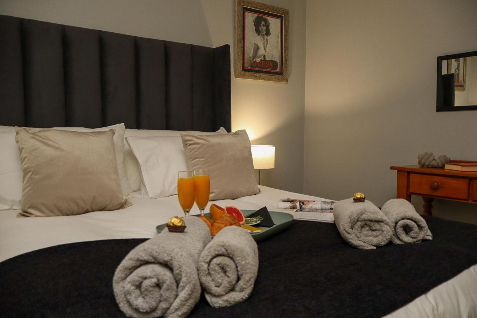 The Lantern Guesthouse Блоемфонтейн Екстериор снимка