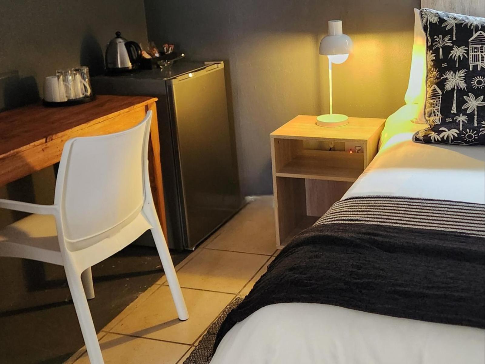 The Lantern Guesthouse Блоемфонтейн Екстериор снимка